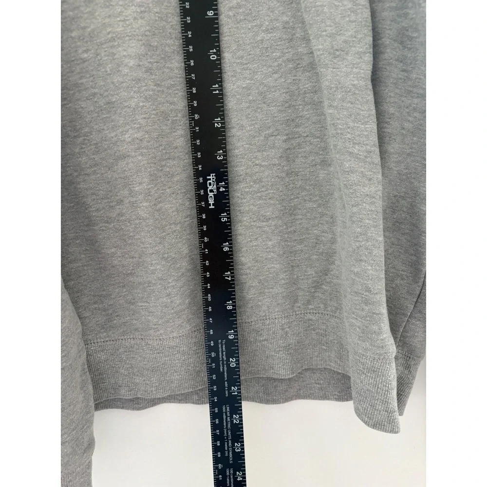 Champion Boys XL Gray Script Logo Crewneck Sweatshirt Authentic Athleticwear